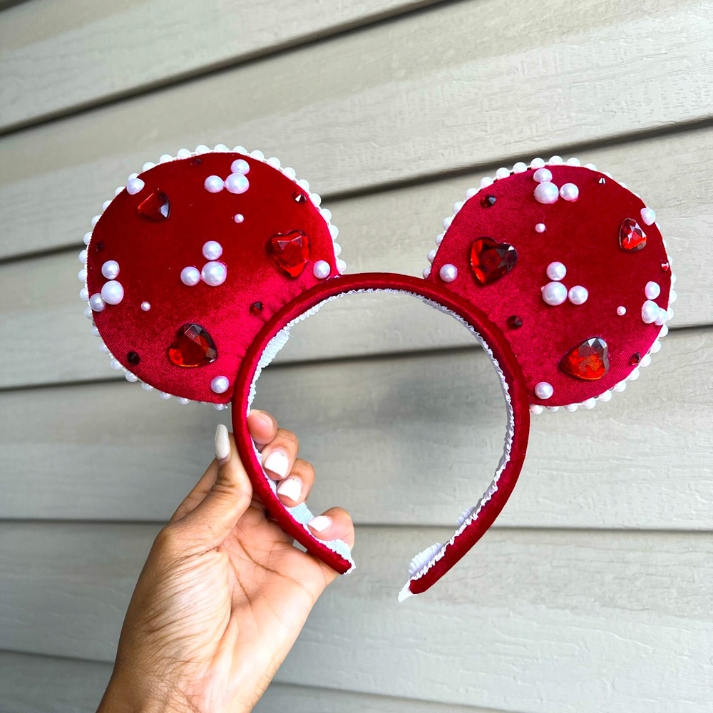 Queen of Hearts Minnie Ears